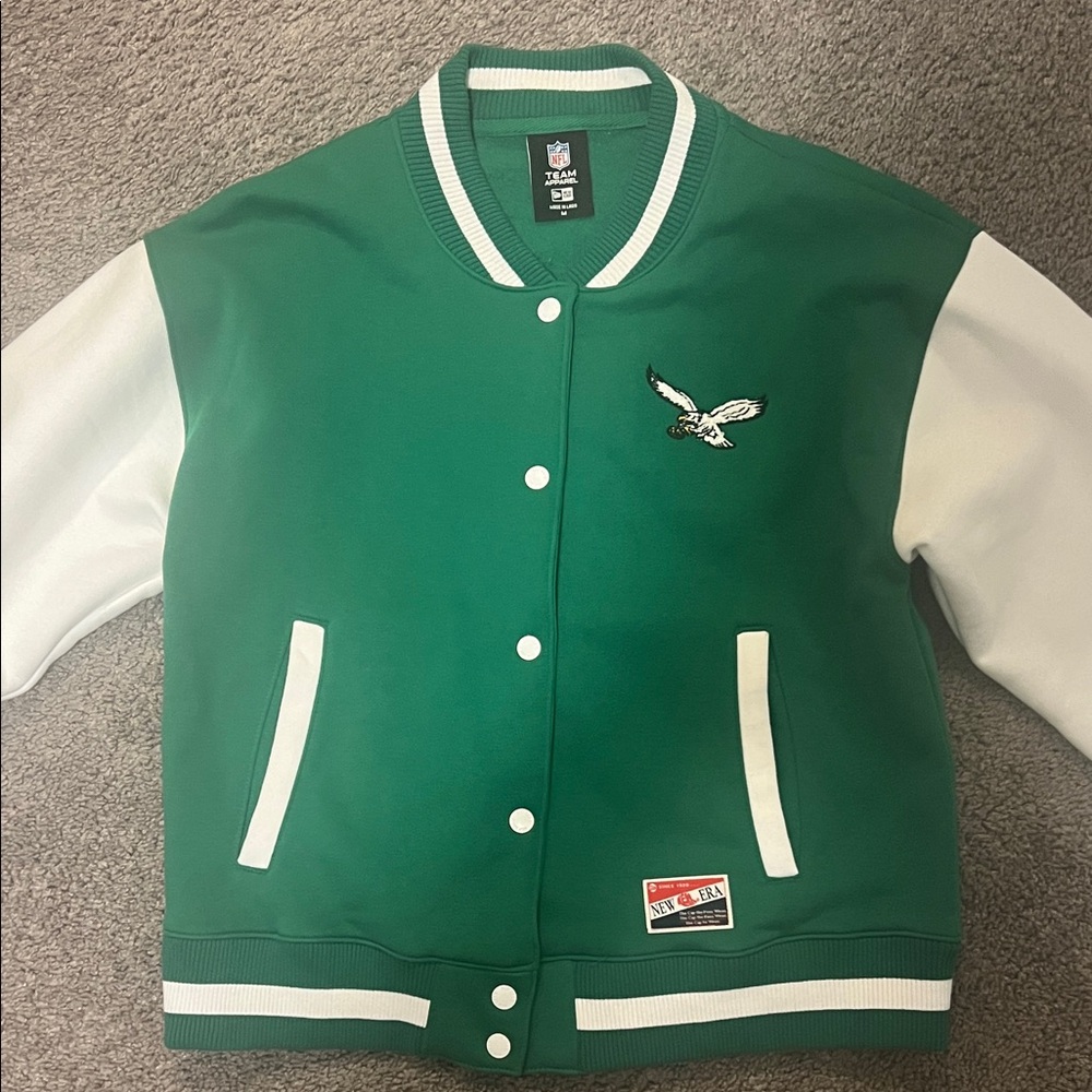 New Era Green and White Team Apparel